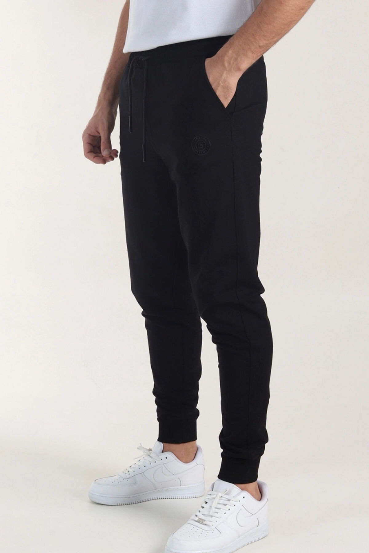 İtalyan Kesim Kompak Yan Cepli Paça Ribanalı Slimfit Kalıp Eşofmanaltı Softsiyah - L