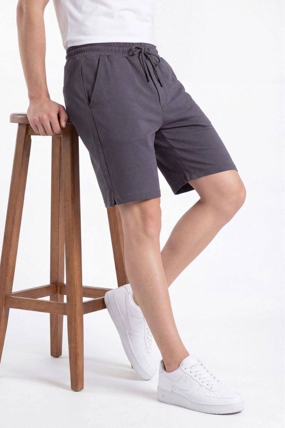 Erkek Yırtmaçlı Yan Cepli Comfort Pamuksu Şort Boyalı Füme - 2XL